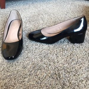 Dexflex Comfort Black Patent Heels